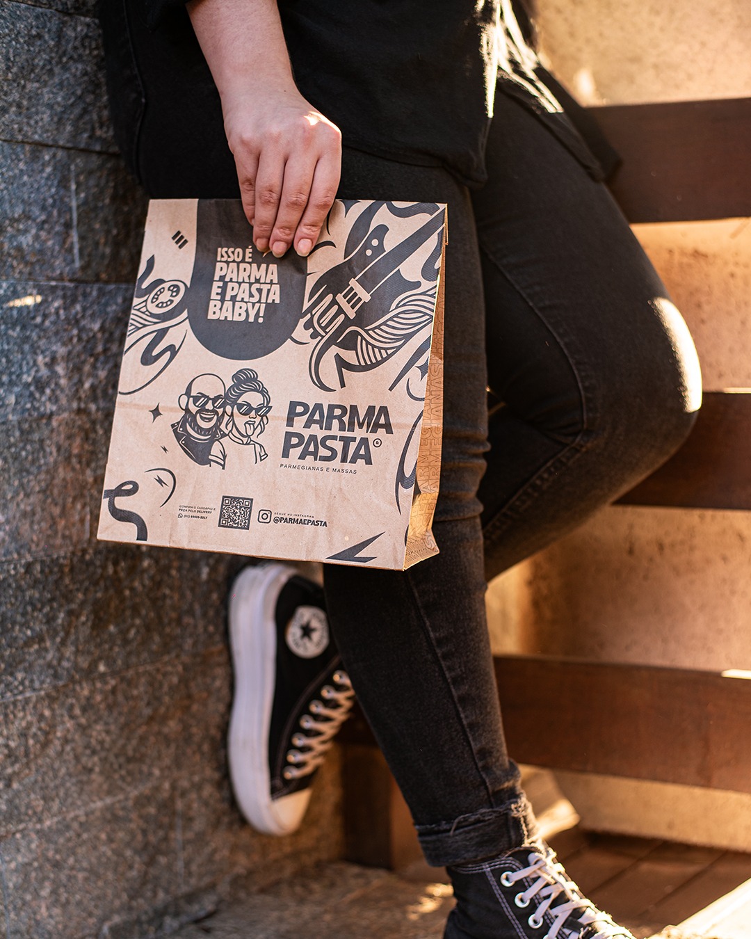Aplicação de identidade visual — Identidade aplicada em packaging